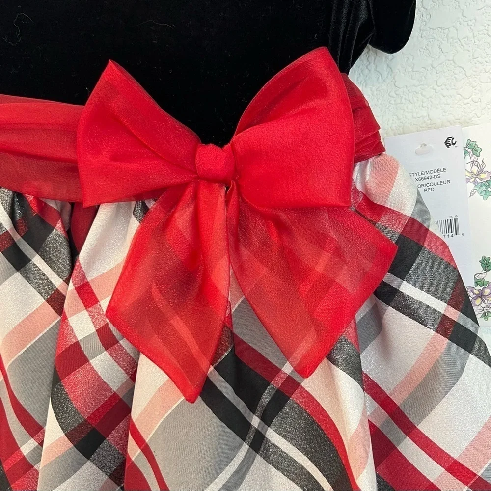 NWT Iris and Ivy Black Red White Velvet Plaid Bow Tie Dress- Size 2T